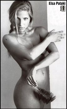 Полностью голая Эльза Патаки в журнале Playboy фото #8