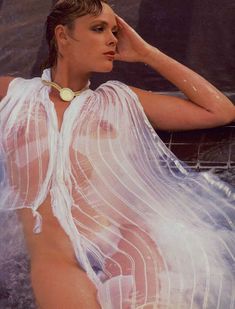 Сексуальная Бриджит Нильсен красиво оголилась в журнале Playboy фото #4