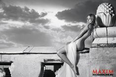 Обнаженная Наталья Рудова в журнале Maxim фото #4
