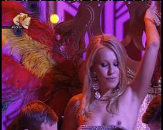 Ксения Собчак засветила грудь на мюзекле «Призрак мыльной оперы» фото #4
