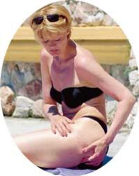 Юлия Меньшова облегающем в купальнике фото #2