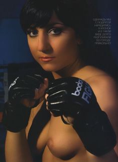Юлия Березикова обнажилась в журнале «Penthouse» фото #2