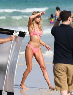 Эльза Хоск в бикини от Victoria's Secret в Майами фото #6