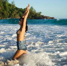 Сексуальная Елена Темникова в купальнике на Сейшельских островах фото #6
