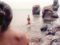Красивая Юлия Меньшова снялась полностью голой в фильме «В той области небес» фото #5