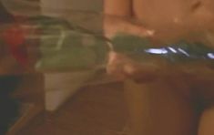 Сочная голая грудь Эльвиры Болговой в сериале «Время - деньги» фото #4