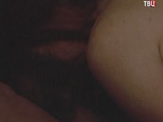 Голая грудь Анастасии Самарской в сериале «Время любить» фото #5