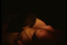 Страстная Анна Терехова оголила грудь и попу в фильме «Все то, о чем мы так долго мечтали» фото #10