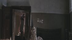 Голые сиськи Виктории Романенко в фильме «Искупление» фото #10