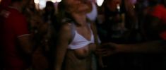 Марина Васильева показала голые грудь и попу в фильме «Как меня зовут» фото #1