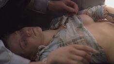 Красивая голая грудь Натальи Рычковой в фильме «Лифт» фото #18