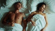 Сексуальная Любовь Аксенова показала голые сиськи в сериале «Мажор» фото #4