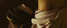 Красивая Екатерина Климова засветила грудь в фильме «Мы из будущего 2» фото #4