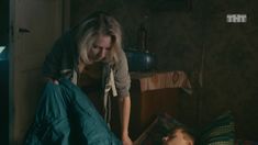 Надежда Лумпова в сексуальном лифчике в сериале «Ольга» фото #3