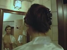 Голая грудь Светланы Антоновой в сериале «Пепел Феникса» фото #4
