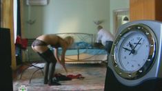 Анна Лутцева оголила грудь и попу в сериале «Путь самца» фото #24