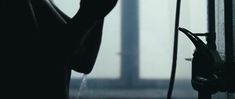 Красотка Анфиса Чехова засветила пышную голую грудь в фильме «С.С.Д.» фото #4