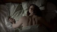 Анна Снаткина оголила грудь в сериале «Сорок третий номер» фото #3