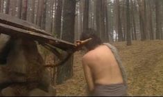 Дарья Повереннова показала голую грудь в сериале «Чистые ключи» фото #31