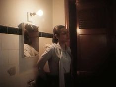 Ампаро Грисалес показала голую грудь в фильме «Избранные» фото #1