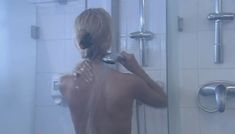 Голая грудь Анны Лутцевой в сериале «Закон мышеловки» фото #6