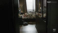 Голые сиськи Анны Невской в сериале «Звоните ДиКаприо!» фото #2