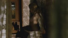 Дарья Мороз показала голую грудь в фильме «Нанкинский пейзаж» фото #16