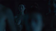 Джулия Джонс показала голую грудь в сериале «Мир Дикого Запада» фото #2