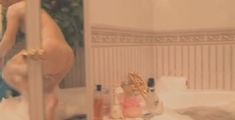 Елена Захарова оголила грудь и попу в сериале «Погоня за ангелом» фото #4