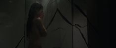 Индиа Айсли показала голую грудь в фильме «Темное зеркало» фото #4
