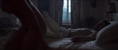 Лили Джеймс снялась голой в фильме «Исключение» фото #2