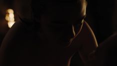 Голая грудь Мэйси Уильямс в сериале «Игра престолов» фото #9