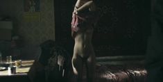 Полностью голая Нина Есина в фильме «Лес» фото #2