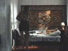 Оксана Мысина показала голые сиськи в фильме «Пьеса для пассажира» фото #1