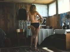 Оксана Мысина показала голые сиськи в фильме «Пьеса для пассажира» фото #29