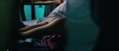 Сара Фельбербаум оголила грудь и попу в фильме «Мужчины против женщин» фото #6