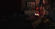 Стефани де Крэенкур засветила грудь в фильме «Мистер Штайн идет в онлайн» фото #7