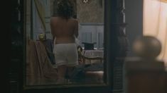 Христина Попандопуло засветила грудь в сериале «Есенин» фото #2