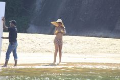 Голая грудь Рианны на фотосессии в Рио фото #15