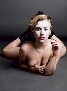 Леди Гага голышом для журнала V Magazine фото #15