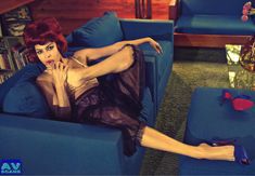 Голая грудь Евы Мендес в журнале Vogue фото #18