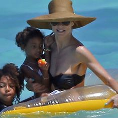 У Хайди Клум сполз купальник на Багамах фото #2