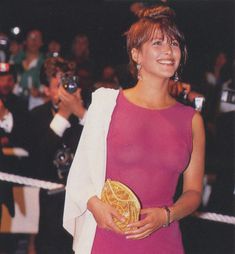 Софи Марсо без белья на кинофестивале в Каннах, 1989 год фото #1