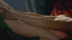 Голая Ева Грин в сериале «Камелот» фото #2