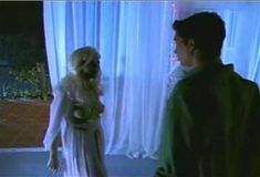 Голая грудь Брэнди Дэвис в сериале «Бухта страсти. Восходящие звезды» фото #4