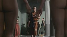 Голая Джессика Грэйс Смит в сериале «Спартак. Боги арены» фото #3