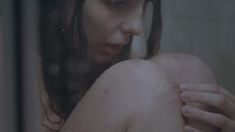 Голая грудь Джоди Комер в сериале «Тринадцать» фото #8