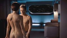 Джолин Блэлок без одежды в фильме «Звёздный путь: Энтерпрайз» фото #2