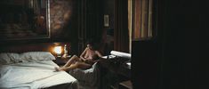 Полностью голая Елена Анайя в фильме «Комната в Риме» фото #43