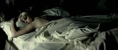 Каролина Банг снялась обнажённой в фильме «Печальная баллада для трубы» фото #1